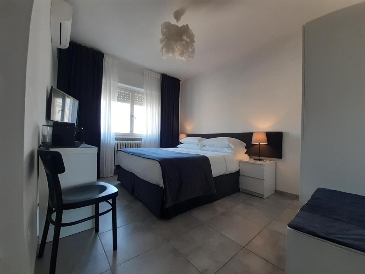 La Duchessa Hotel Alba  Luaran gambar